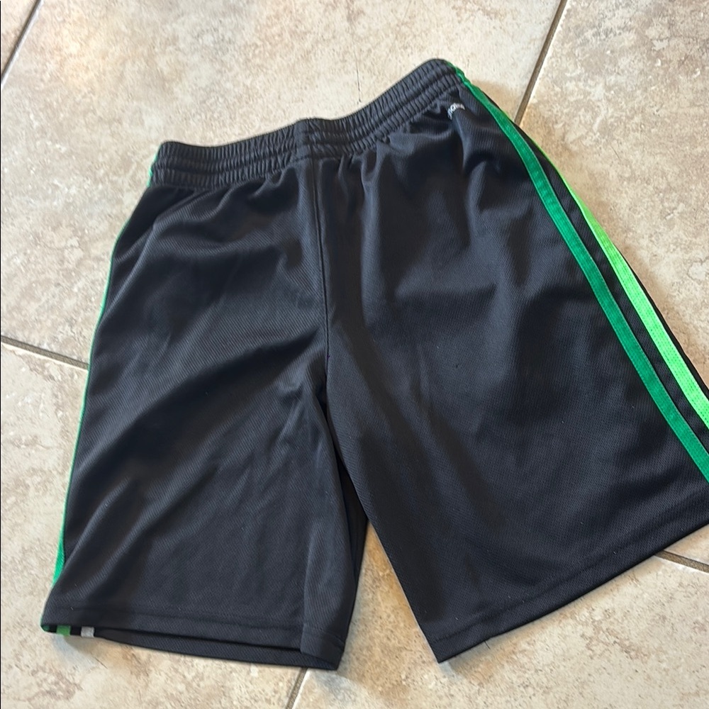 Adidas Boys Black and Green Athletic Shorts Size Small - Picture 4 of 4